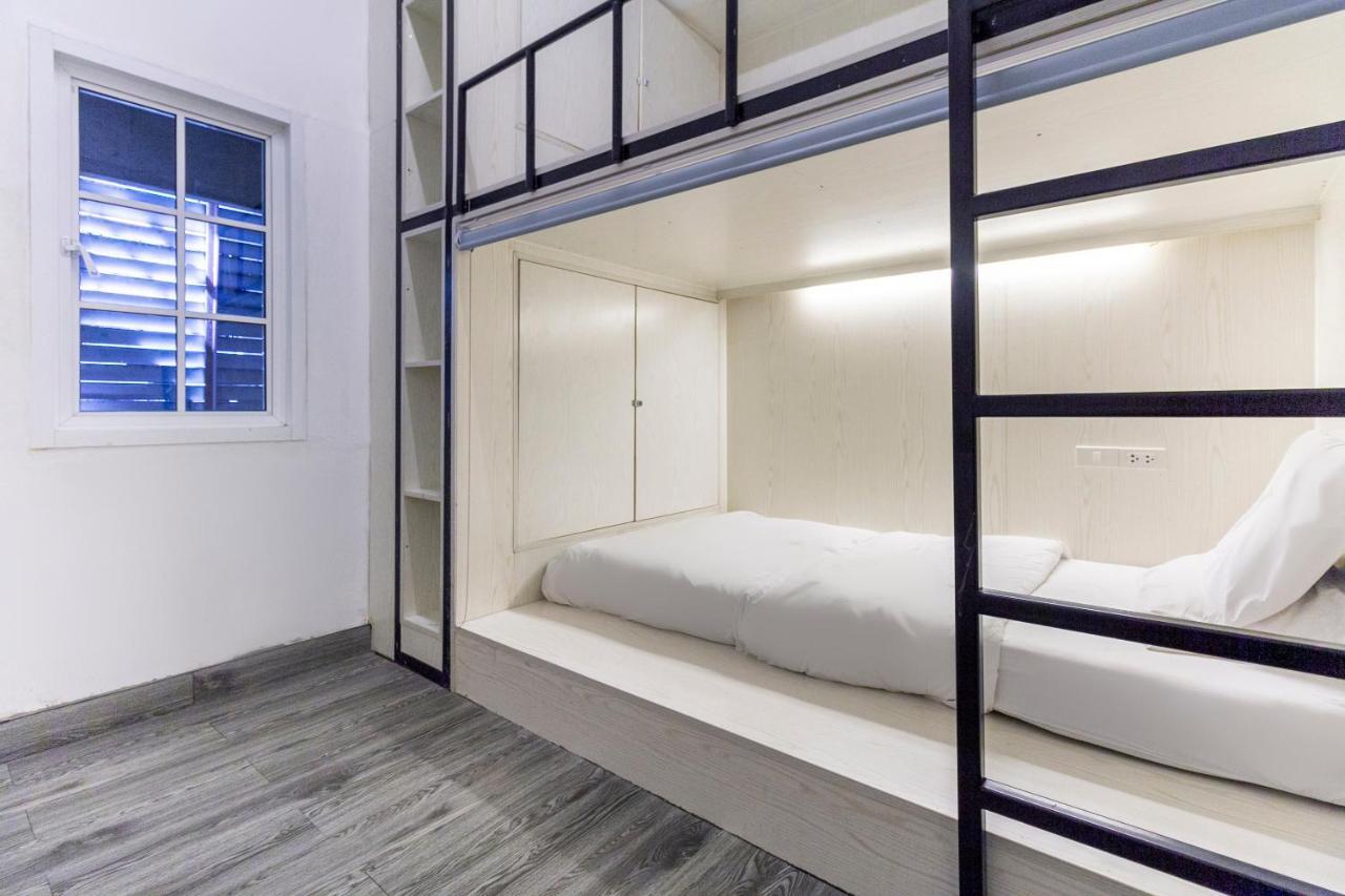 S7 Hostel Bangkok Exterior photo